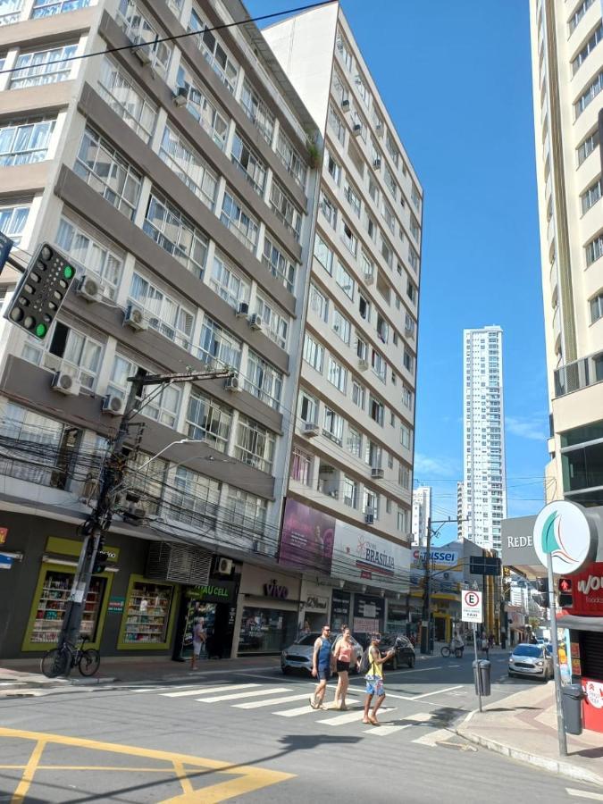 Calcadao Praia Central Balneário Camboriú Esterno foto